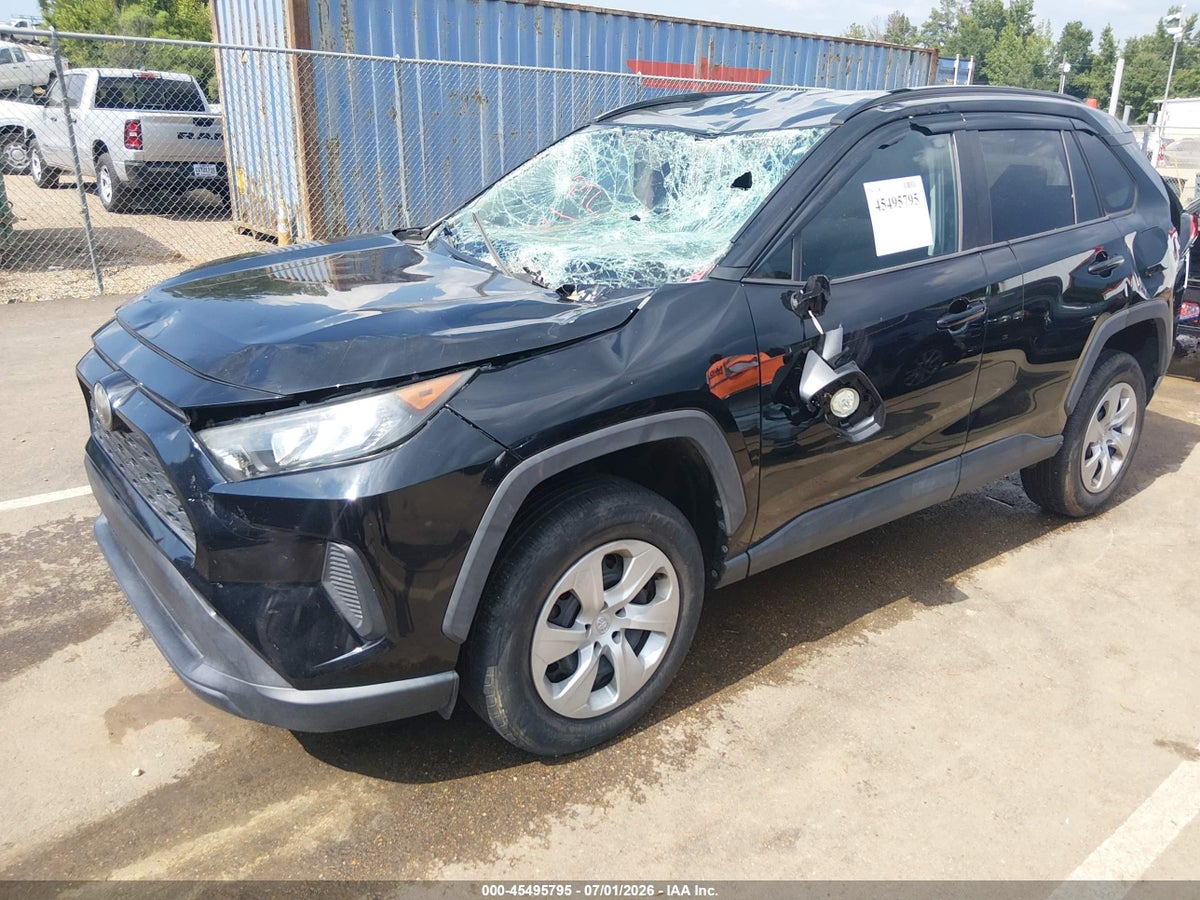 2020 TOYOTA RAV4 LE — снимка 2