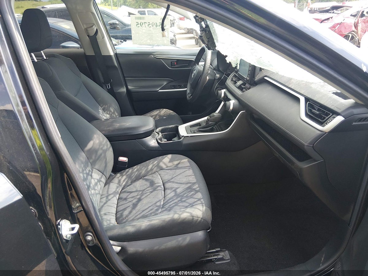 2020 TOYOTA RAV4 LE — снимка 5