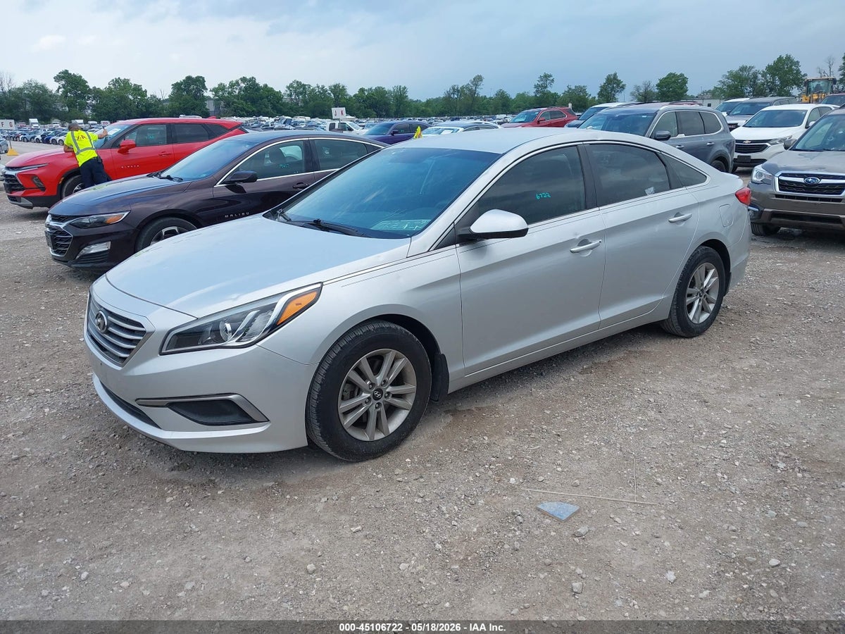 2016 HYUNDAI SONATA SE — снимка 2
