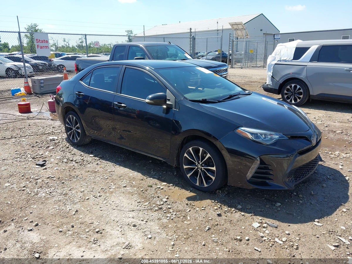 2017 TOYOTA COROLLA SE