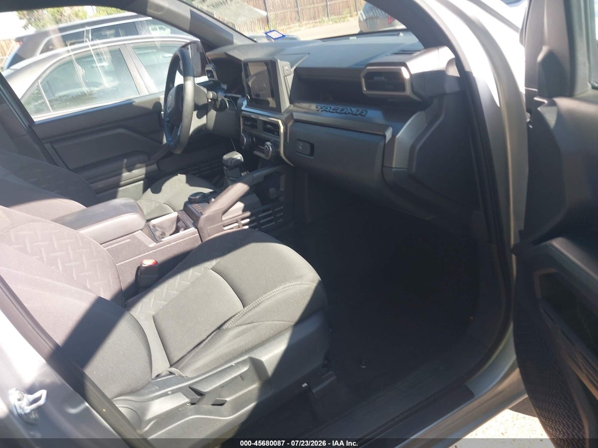 2026 TOYOTA TACOMA SR5 — снимка 5