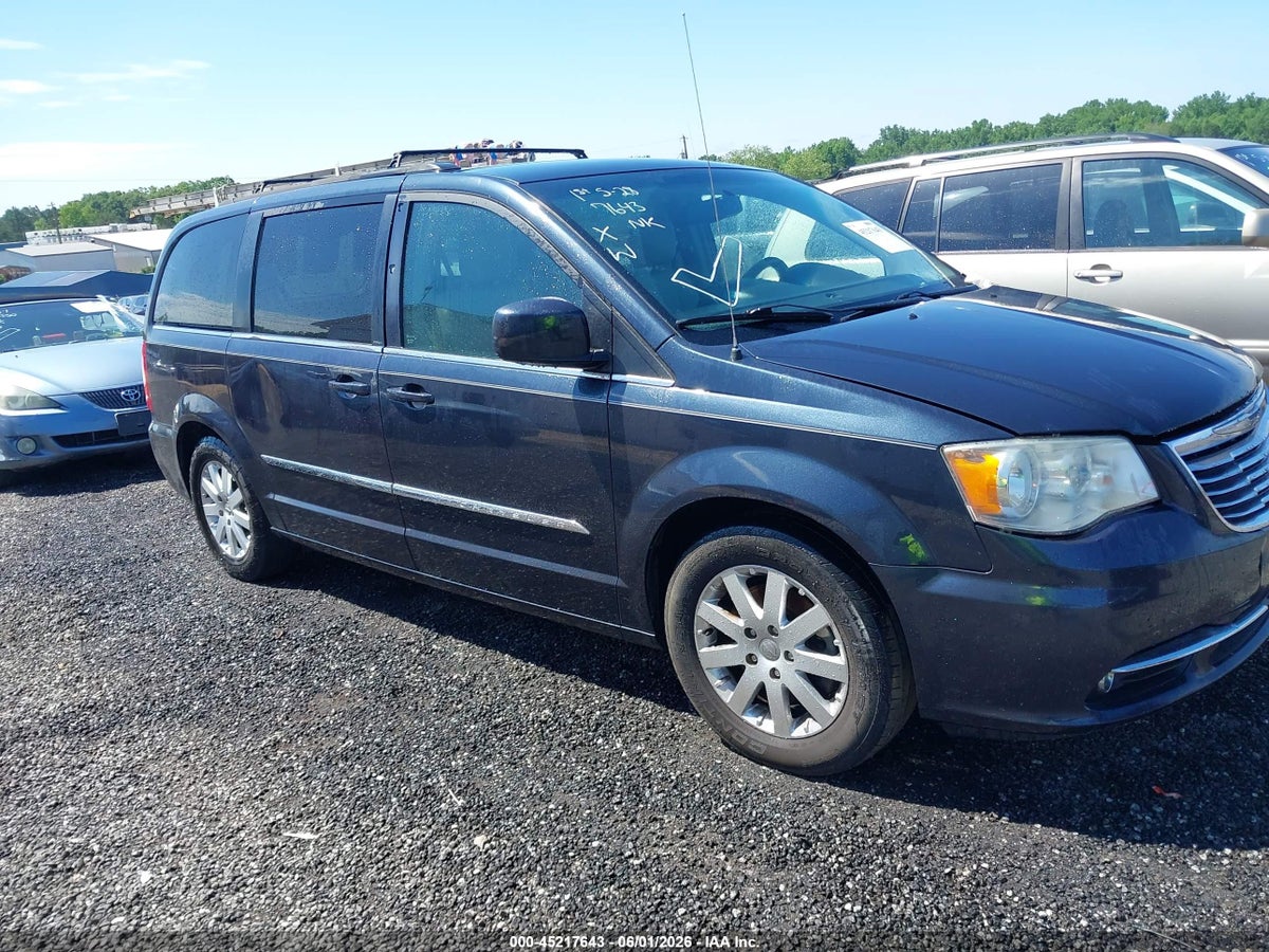 2013 CHRYSLER TOWN & COUNTRY TOURING