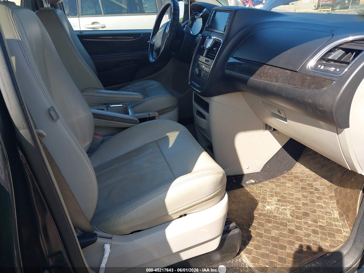 2013 CHRYSLER TOWN & COUNTRY TOURING — снимка 5