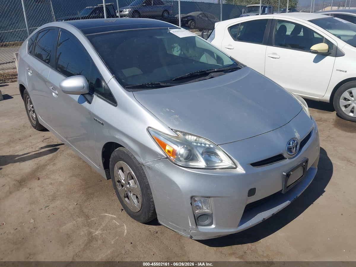 2010 TOYOTA PRIUS III
