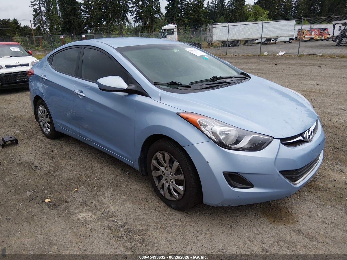 2013 HYUNDAI ELANTRA GLS