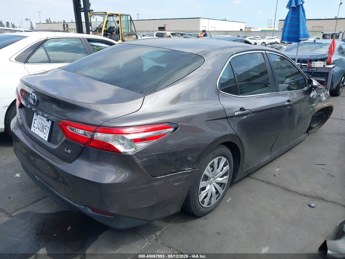 2018 TOYOTA CAMRY HYBRID LE — снимка 4