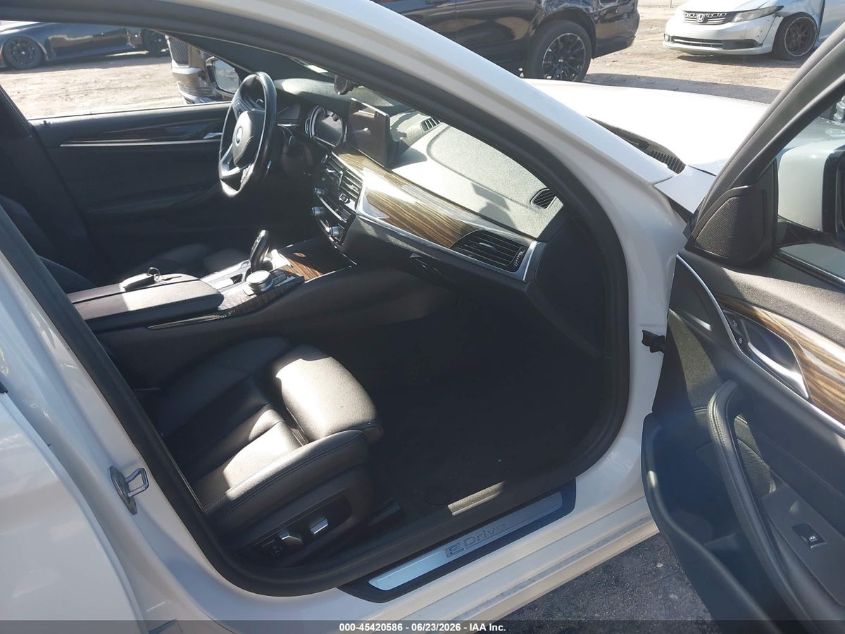 2018 BMW 530E XDRIVE IPERFORMANCE — снимка 5