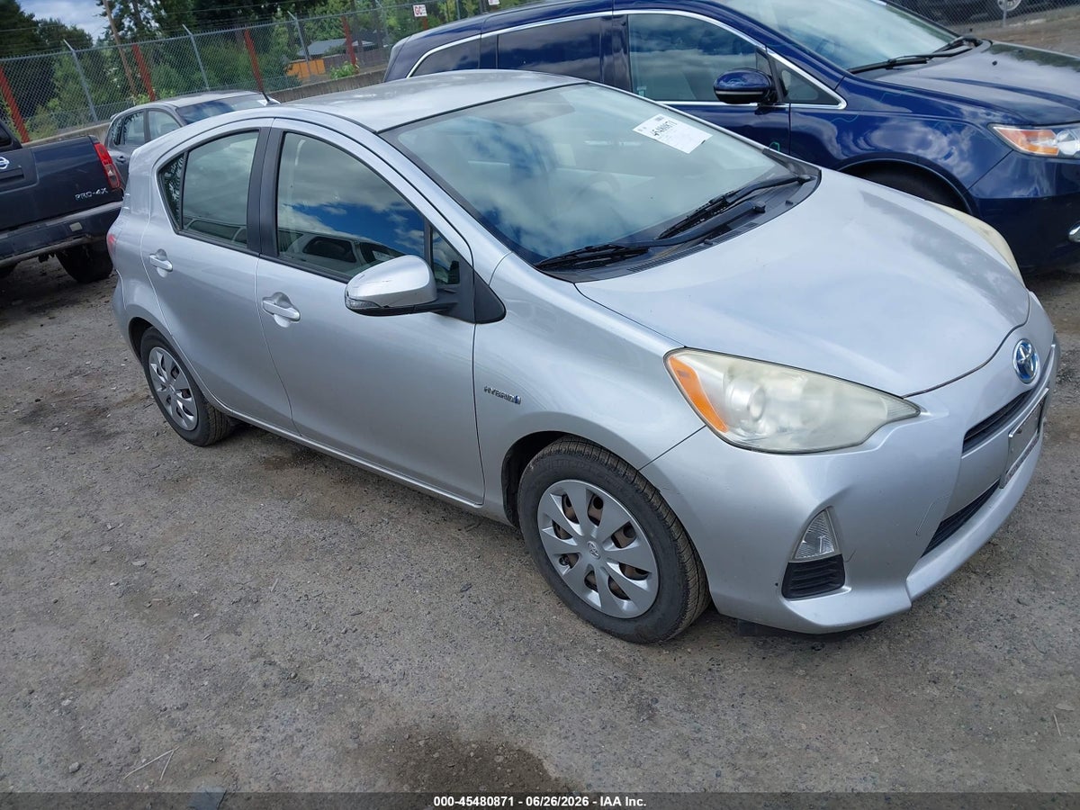 2013 TOYOTA PRIUS C TWO