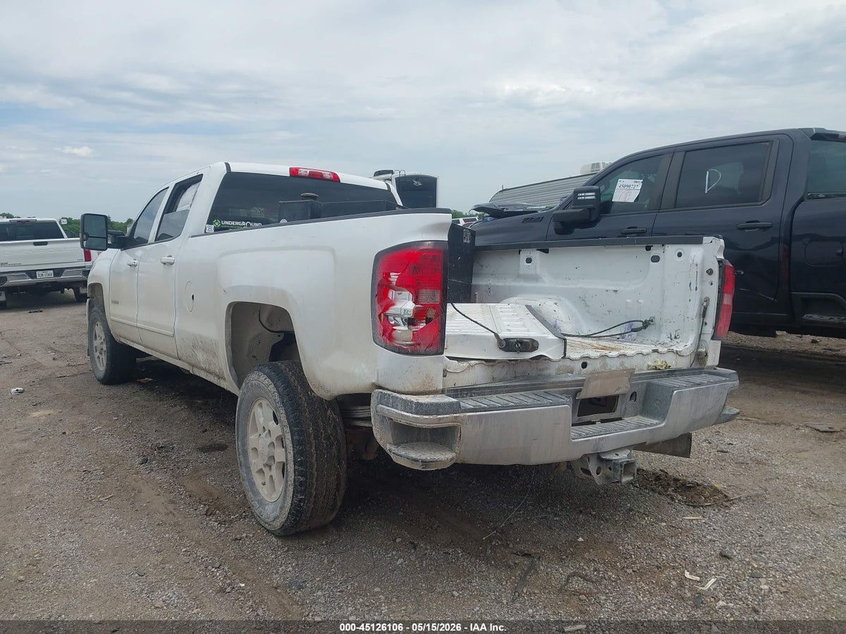 2015 CHEVROLET SILVERADO 2500HD LT — снимка 3