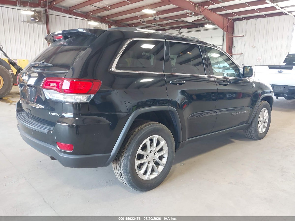 2021 JEEP GRAND CHEROKEE LAREDO E 4X4 — снимка 4