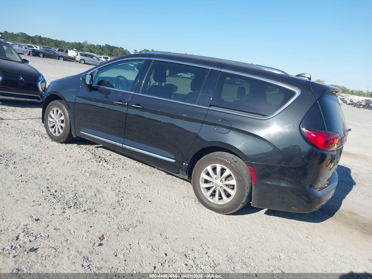2019 CHRYSLER PACIFICA TOURING L — снимка 3