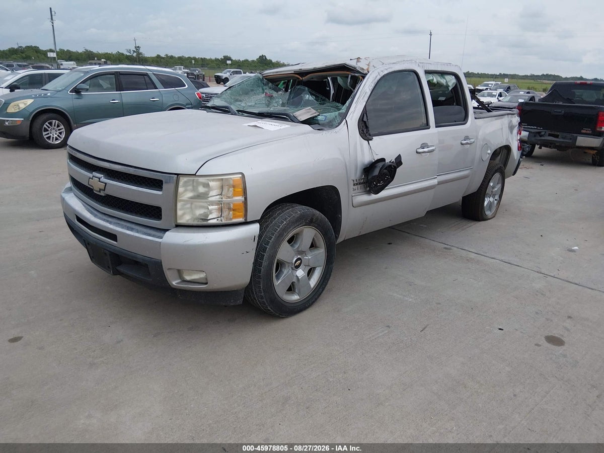 2011 CHEVROLET SILVERADO 1500 LT — снимка 2