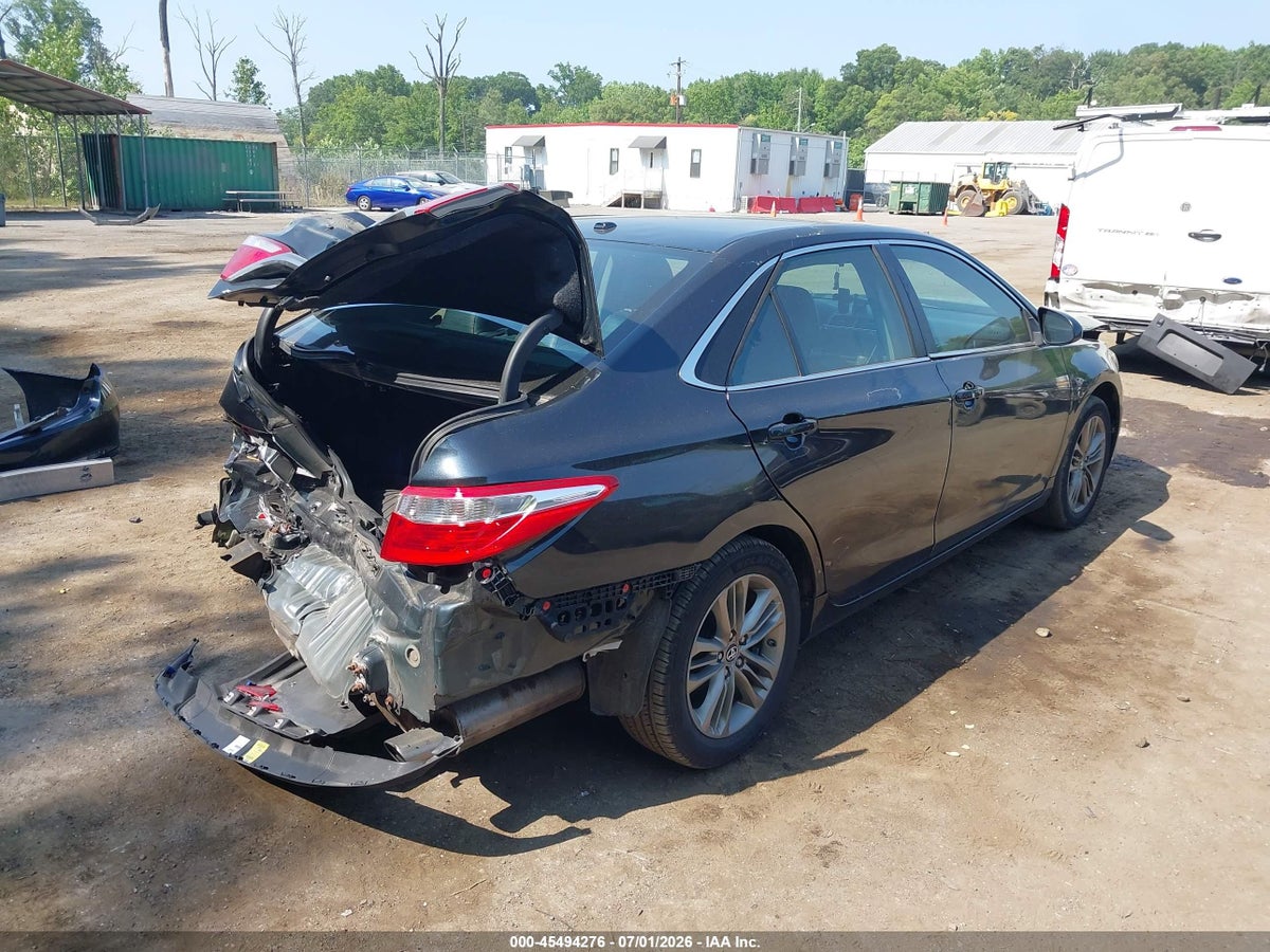 2017 TOYOTA CAMRY SE — снимка 4