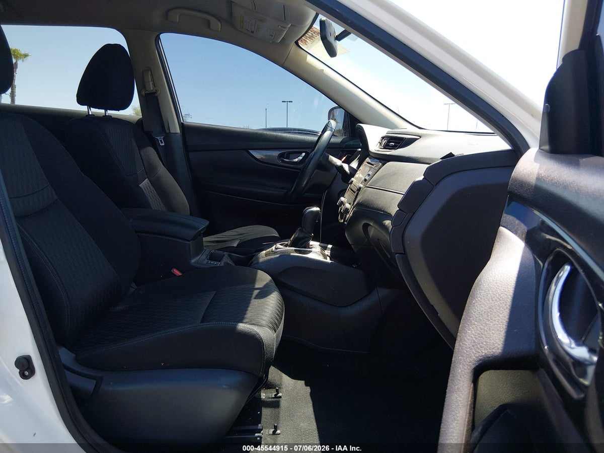 2017 NISSAN ROGUE SV — снимка 5