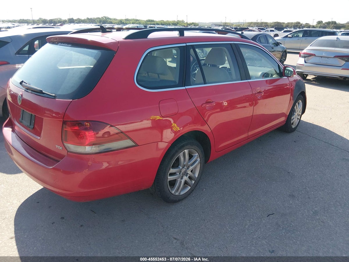 2014 VOLKSWAGEN JETTA SPORTWAGEN 2.0L TDI — снимка 4