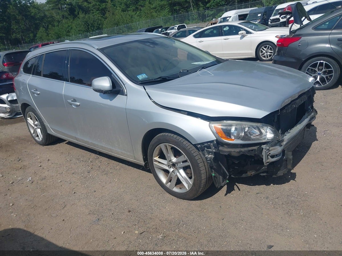 2015 VOLVO V60 T5 PREMIER