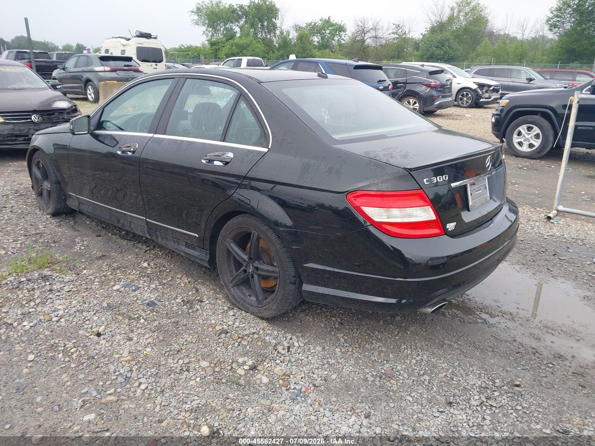 2011 MERCEDES-BENZ C 300 LUXURY 4MATIC/SPORT 4MATIC — снимка 3