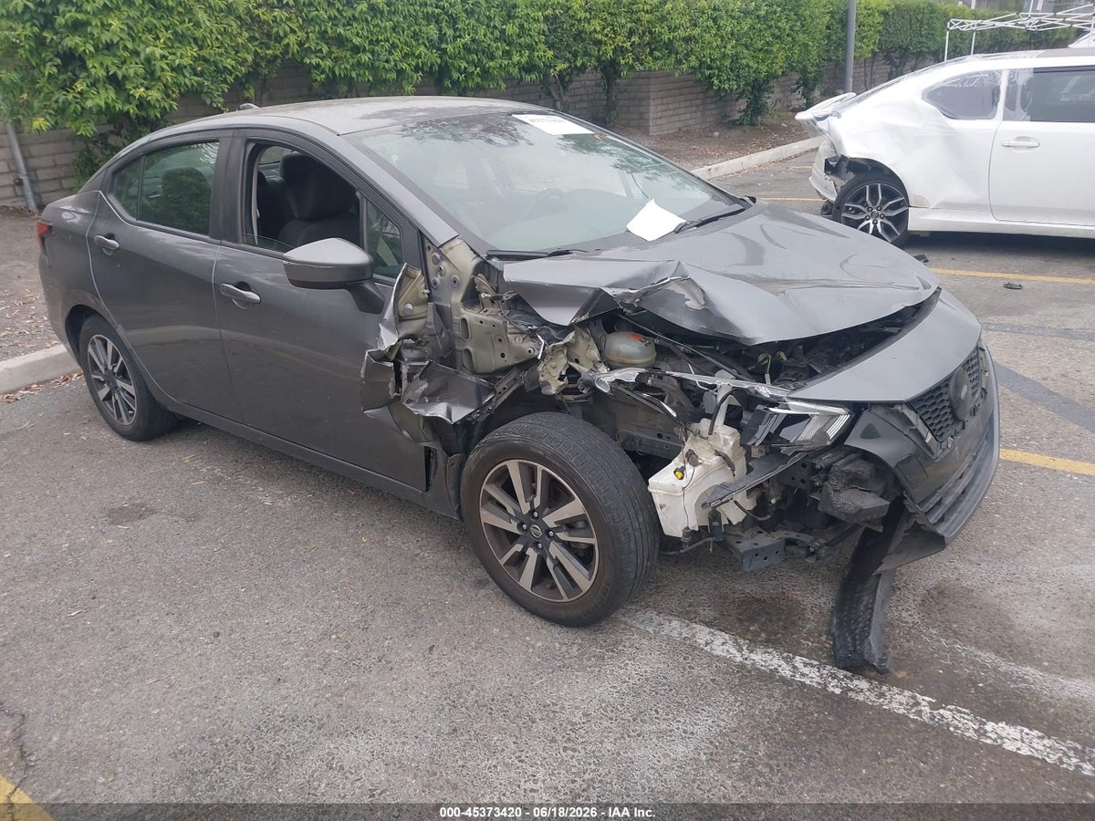 2021 NISSAN VERSA SV XTRONIC CVT