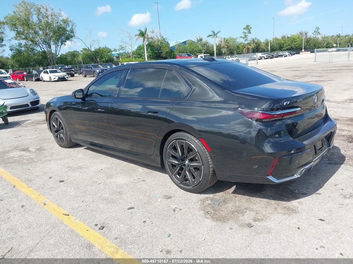2023 BMW I7 XDRIVE60 — снимка 3