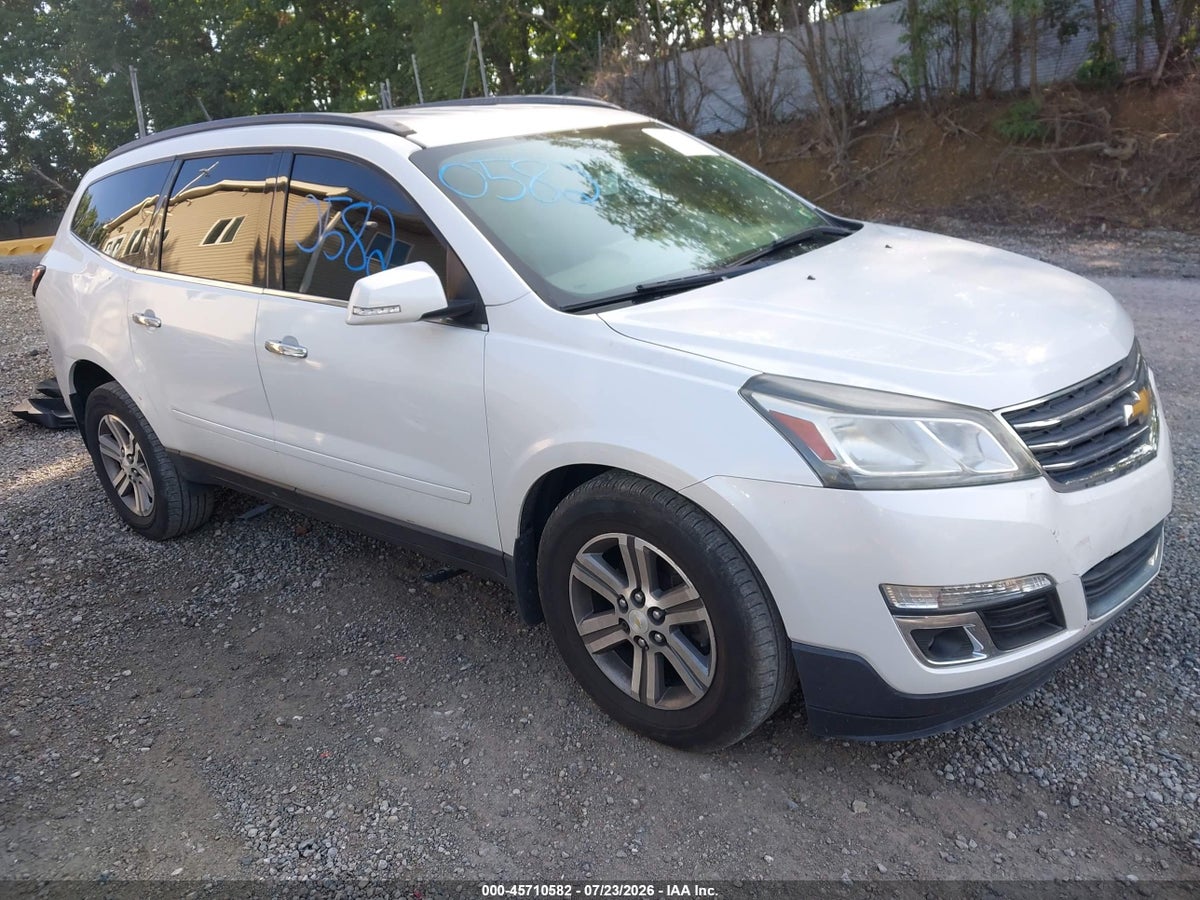 2017 CHEVROLET TRAVERSE LT