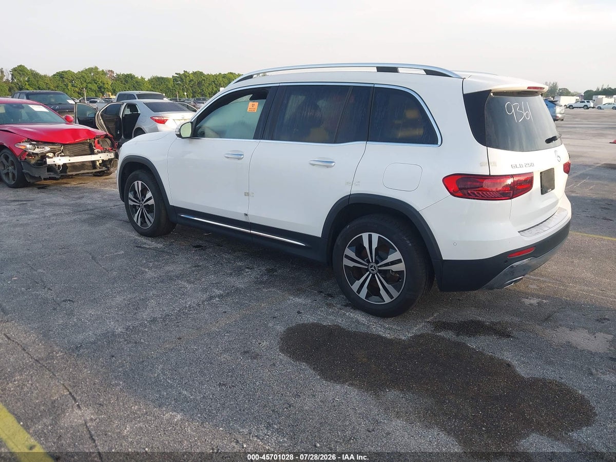 2025 MERCEDES-BENZ GLB 250 4MATIC — снимка 3