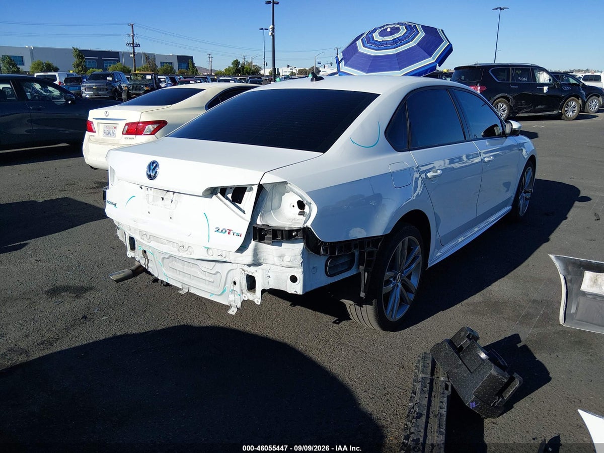 2018 VOLKSWAGEN PASSAT 2.0T R-LINE/2.0T S — снимка 4