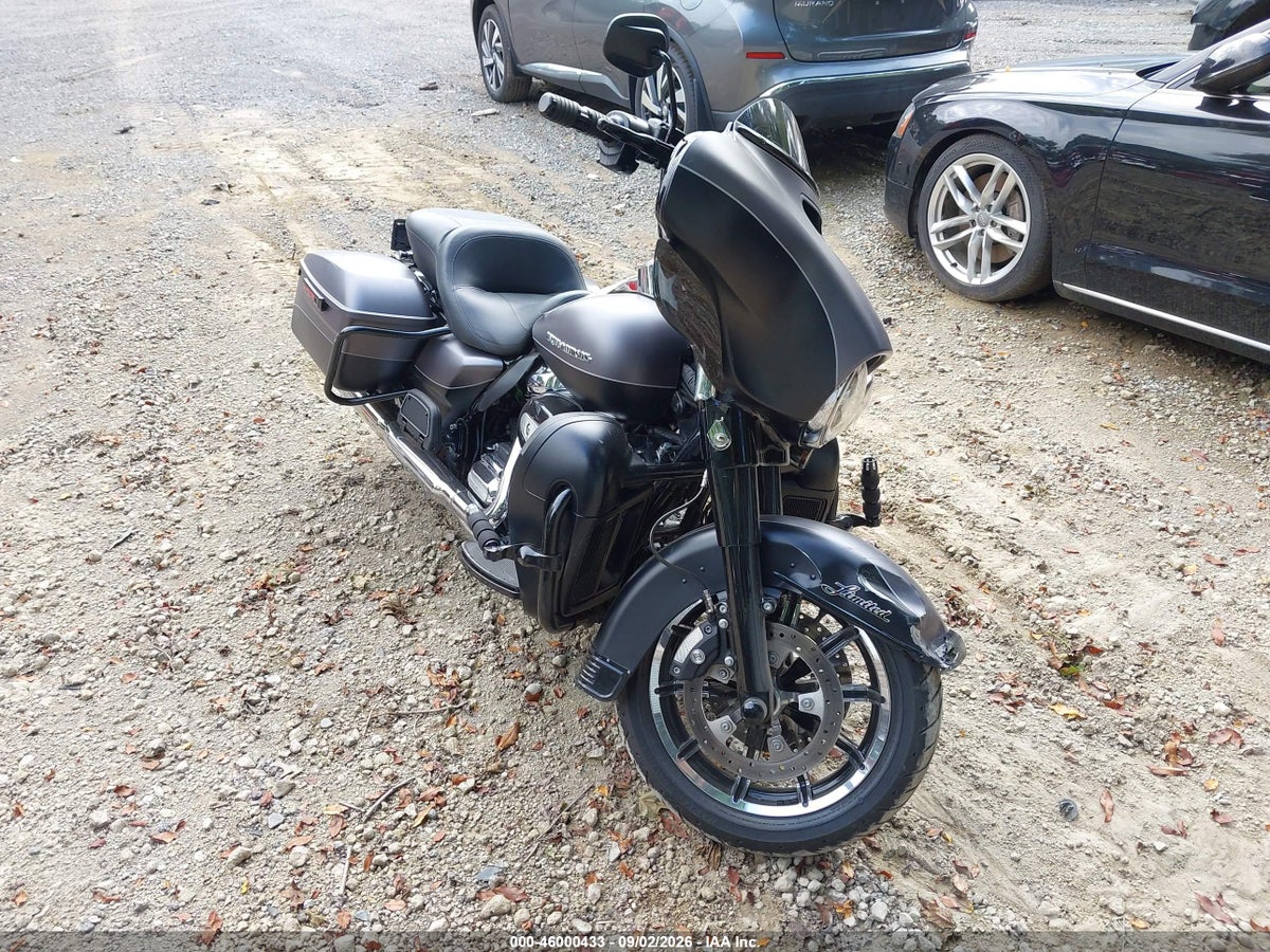 2017 HARLEY-DAVIDSON FLHTK ULTRA LIMITED