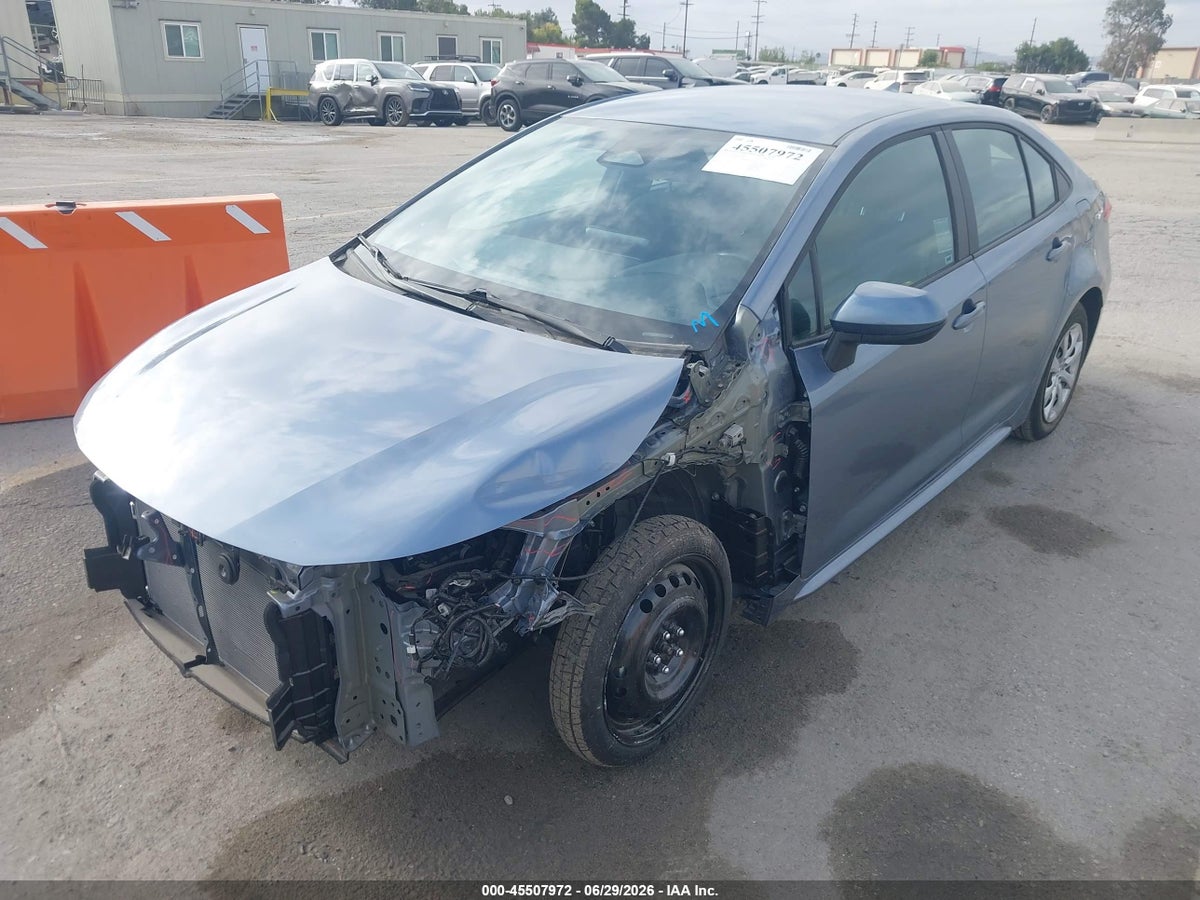 2025 TOYOTA COROLLA LE — снимка 2