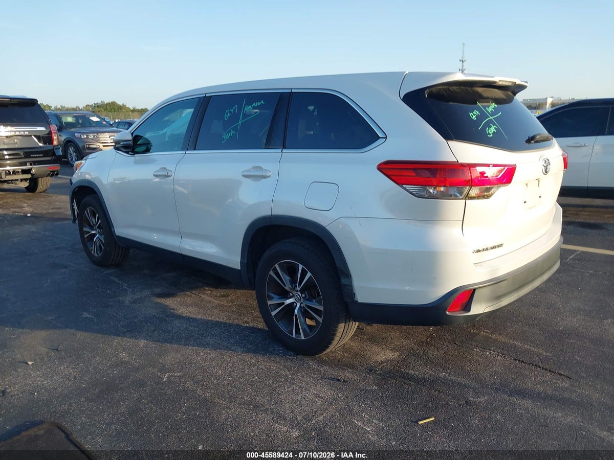 2019 TOYOTA HIGHLANDER LE — снимка 3
