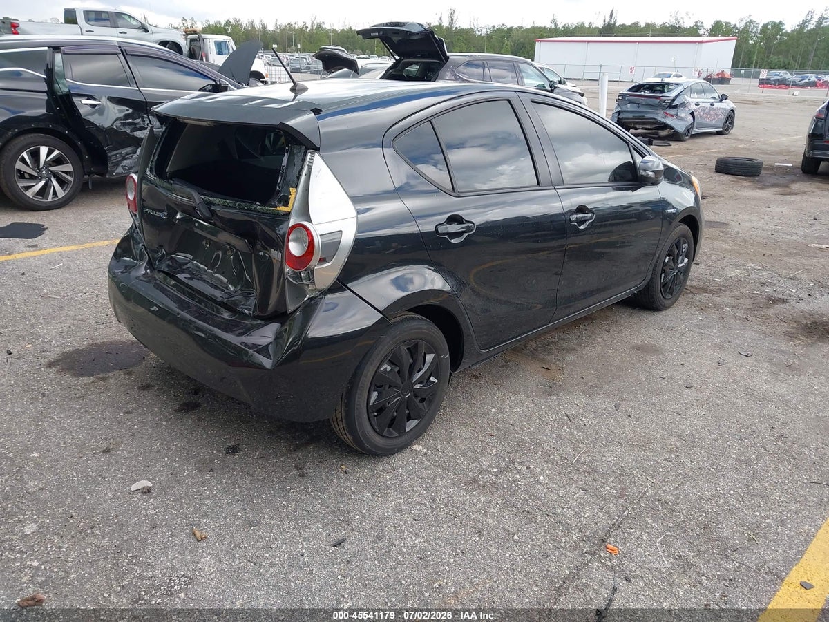 2014 TOYOTA PRIUS C ONE — снимка 4