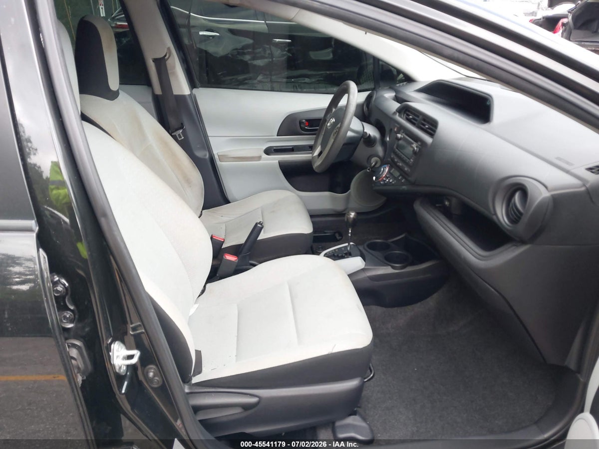 2014 TOYOTA PRIUS C ONE — снимка 5