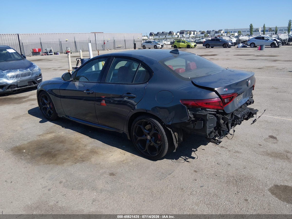 2019 ALFA ROMEO GIULIA TI SPORT RWD — снимка 3