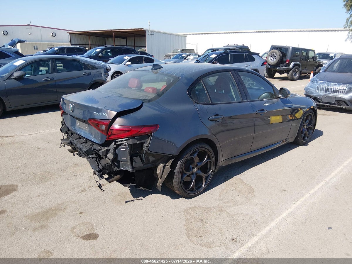 2019 ALFA ROMEO GIULIA TI SPORT RWD — снимка 4