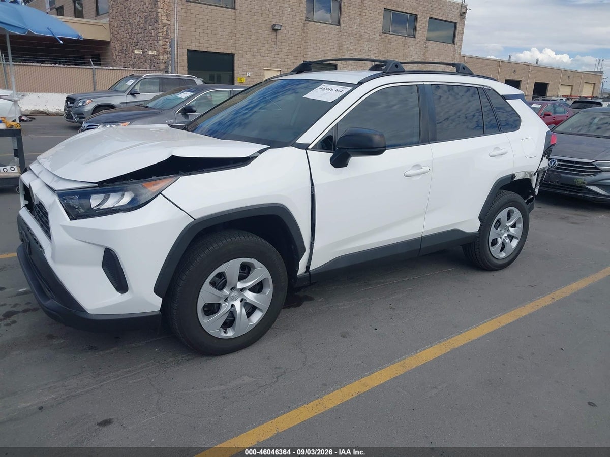 2020 TOYOTA RAV4 LE — снимка 2