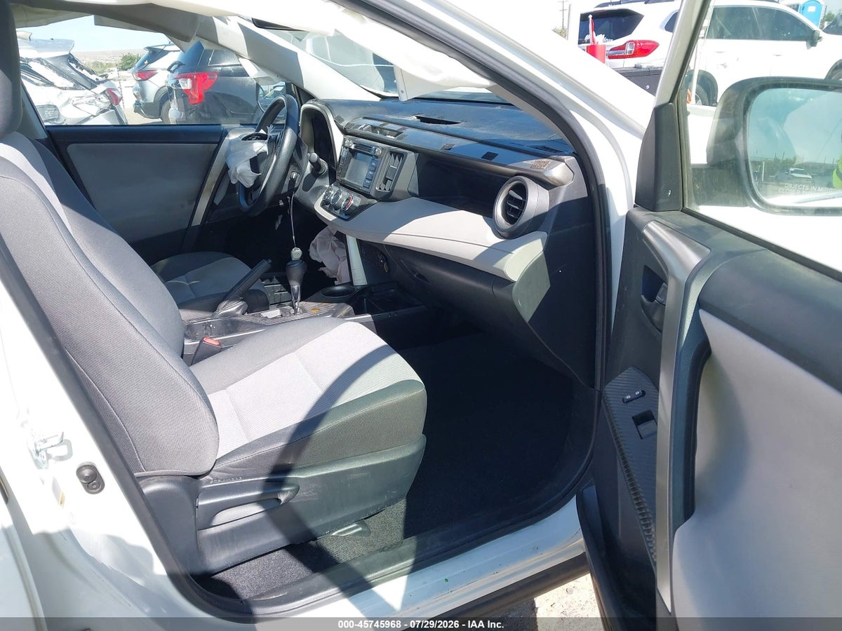 2014 TOYOTA RAV4 LE — снимка 5