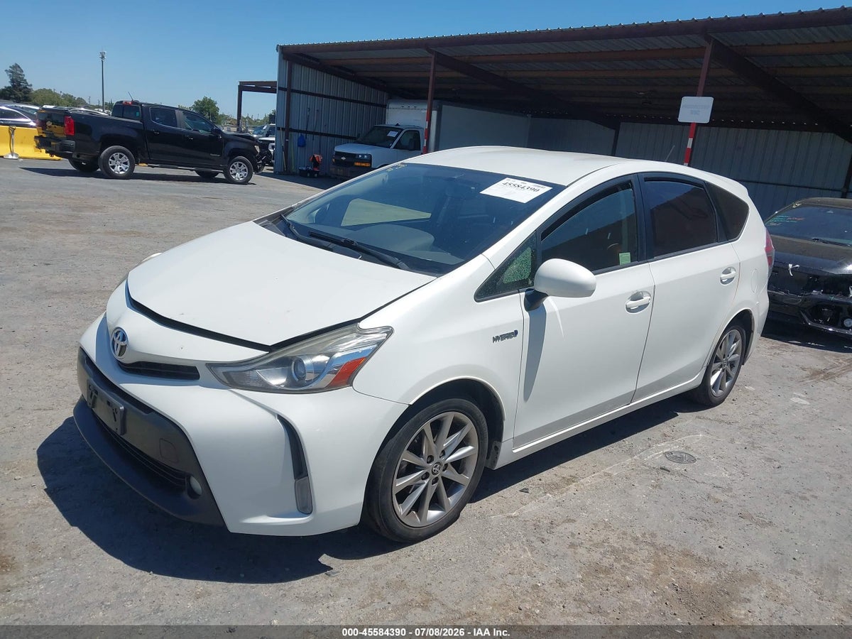 2015 TOYOTA PRIUS V FIVE — снимка 2