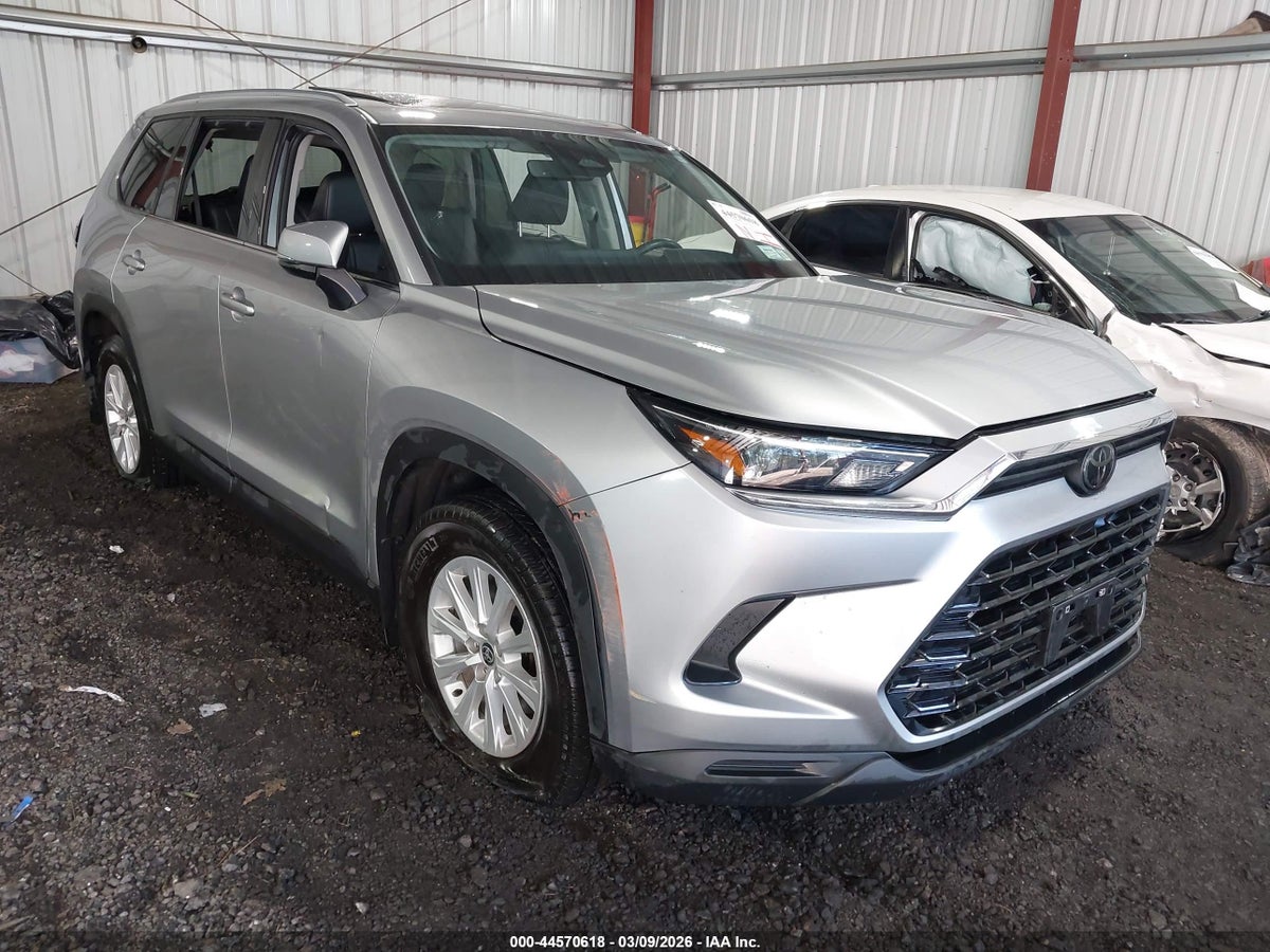 2024 TOYOTA GRAND HIGHLANDER XLE