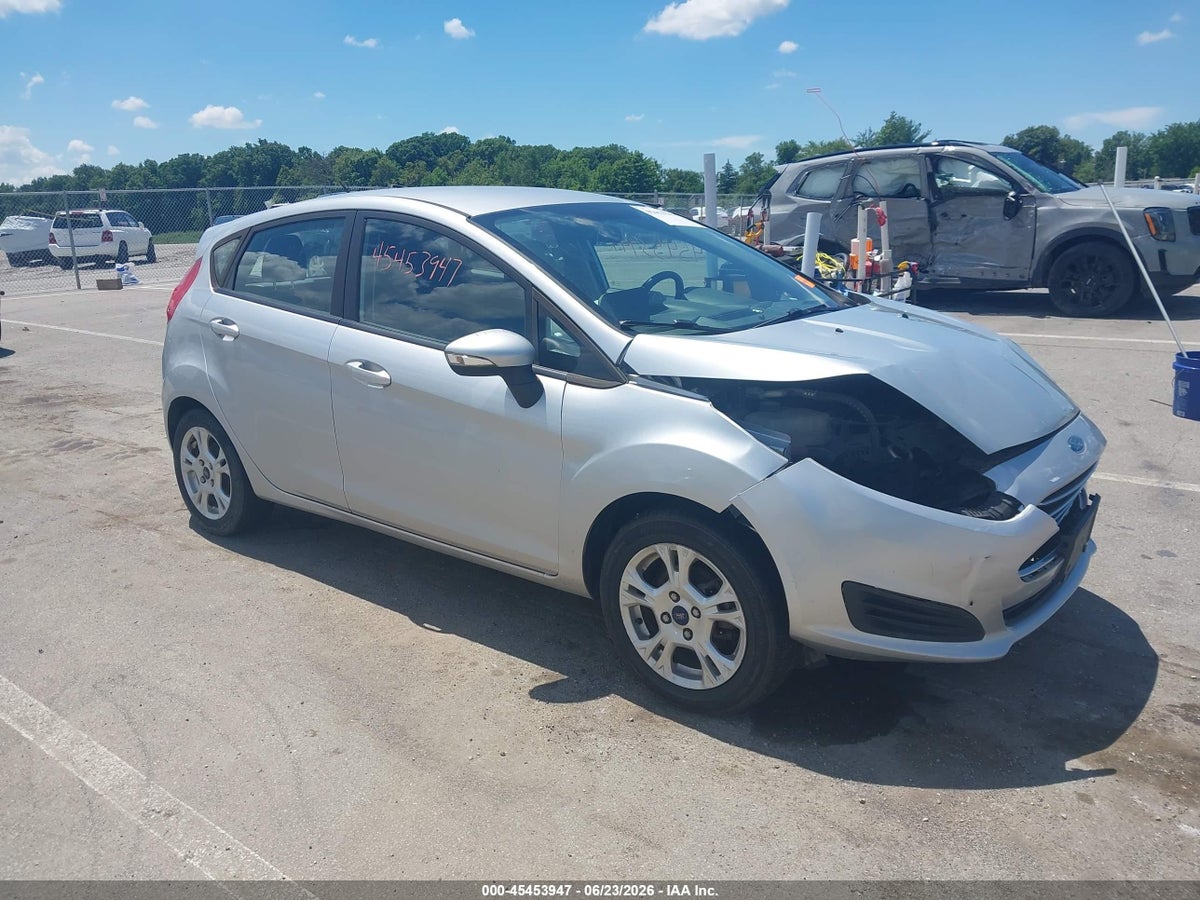 2015 FORD FIESTA SE