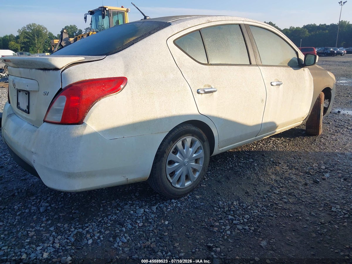 2017 NISSAN VERSA 1.6 SV — снимка 4