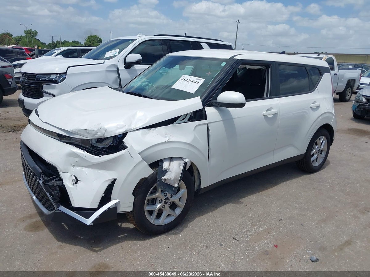 2025 KIA SOUL LX — снимка 2