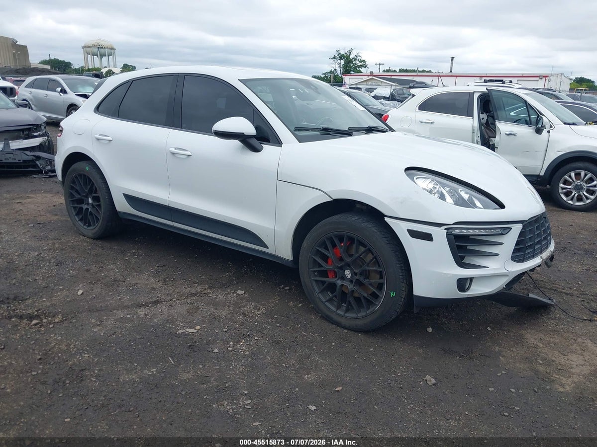 2016 PORSCHE MACAN S