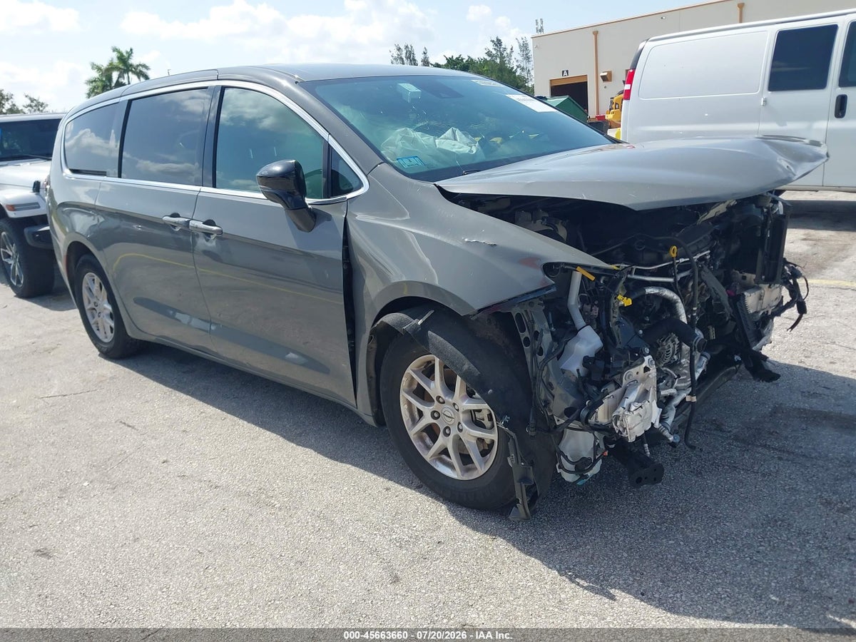 2025 CHRYSLER PACIFICA SELECT