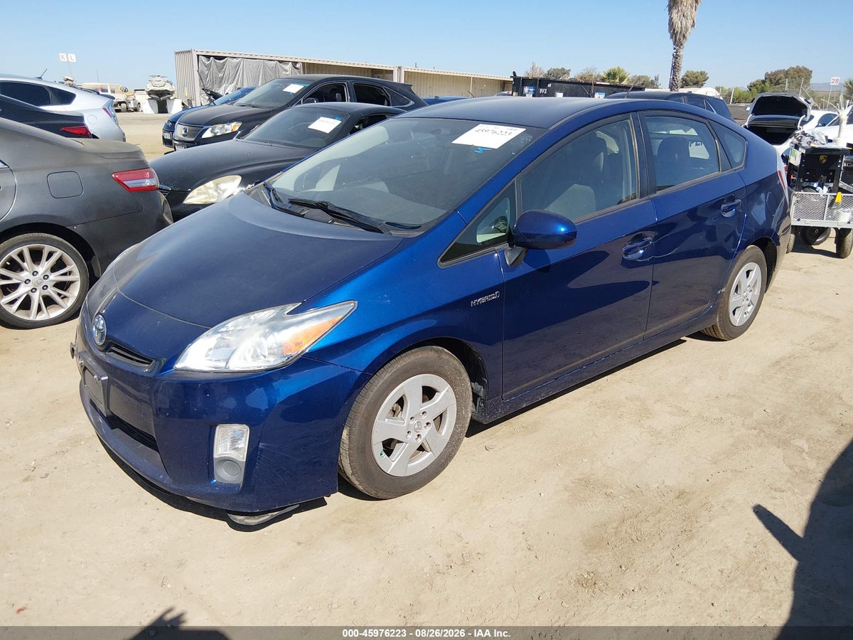 2011 TOYOTA PRIUS TWO — снимка 2