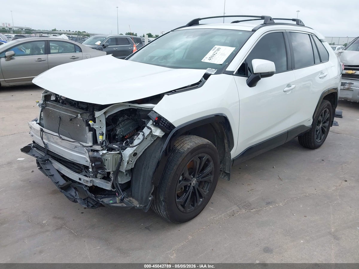 2024 TOYOTA RAV4 HYBRID SE — снимка 2
