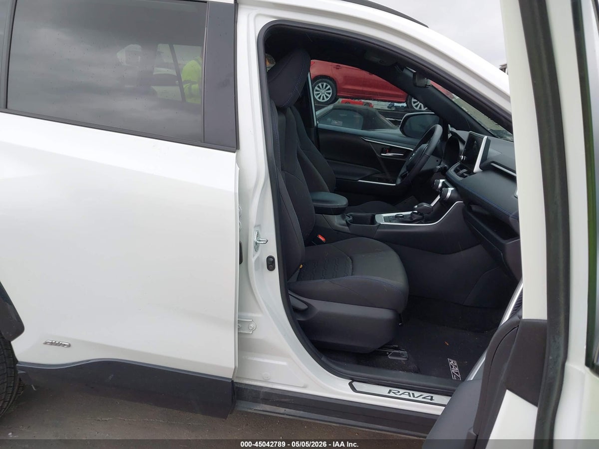 2024 TOYOTA RAV4 HYBRID SE — снимка 5