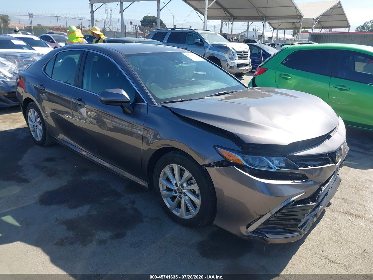 2023 TOYOTA CAMRY LE