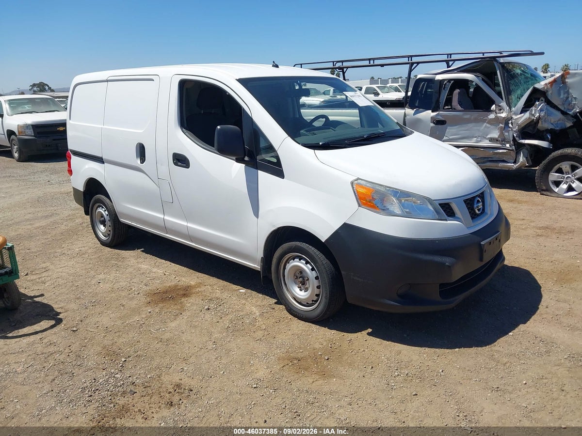 2014 NISSAN NV200 S