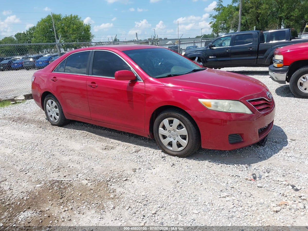 2010 TOYOTA CAMRY LE