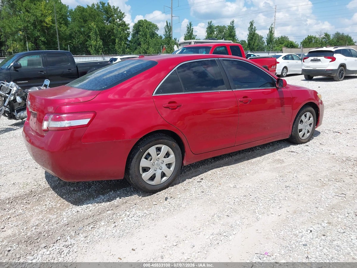 2010 TOYOTA CAMRY LE — снимка 4