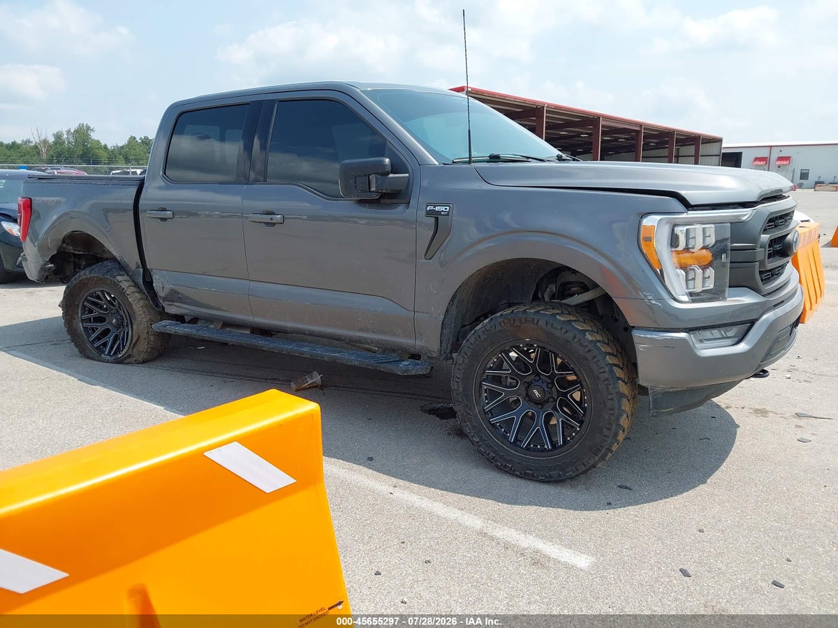 2023 FORD F-150 XLT